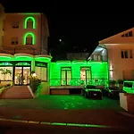Fini Hotel
