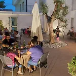 Hotel Fini
