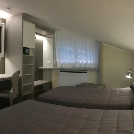 Hotel Fini