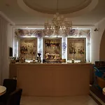 Hotel Fini