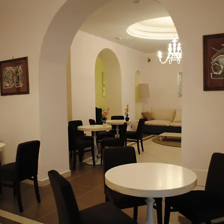 Hotel Fini 3*