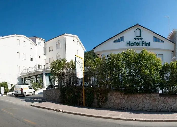 Fini Szálloda 3*